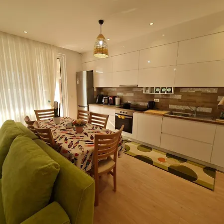 アパート Rozana'S Sweet Home, San Pietro Resort, Gjiri I Lalzit *